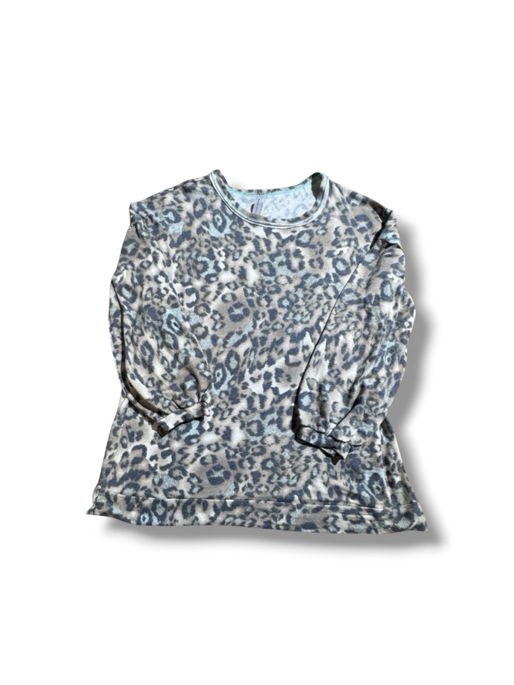 Women's Trendy Boutique Leopard Print 3/4 Sleeve Blouse in Gray and Teal XXL
